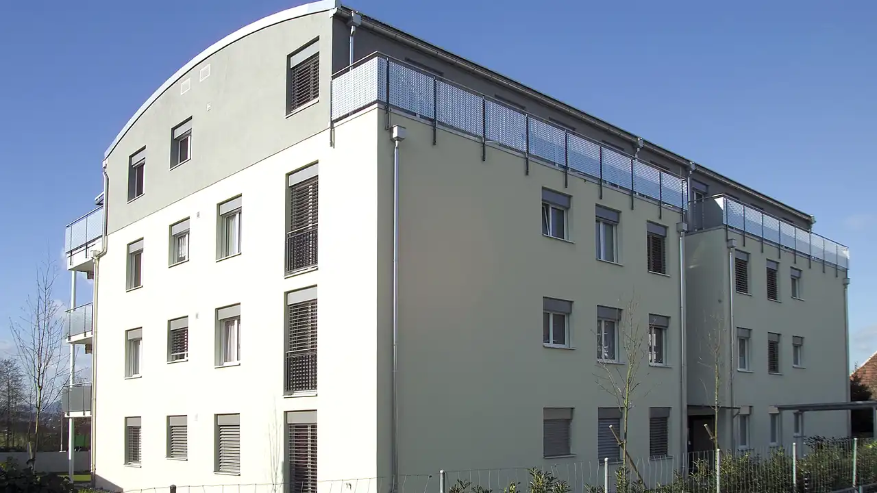 Modernes Mehrfamilienhaus in der Region Aarau