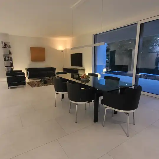 Modernes Wohnen im Bungalowstil – Design trifft Funktionalität