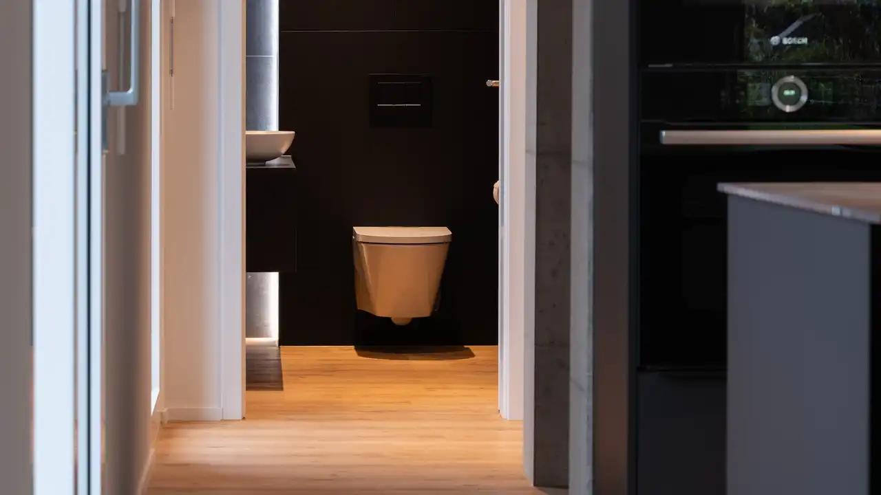 Warme Wohnlichkeit trifft moderne Architektur