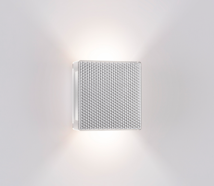 App Wall, Front Pyramide